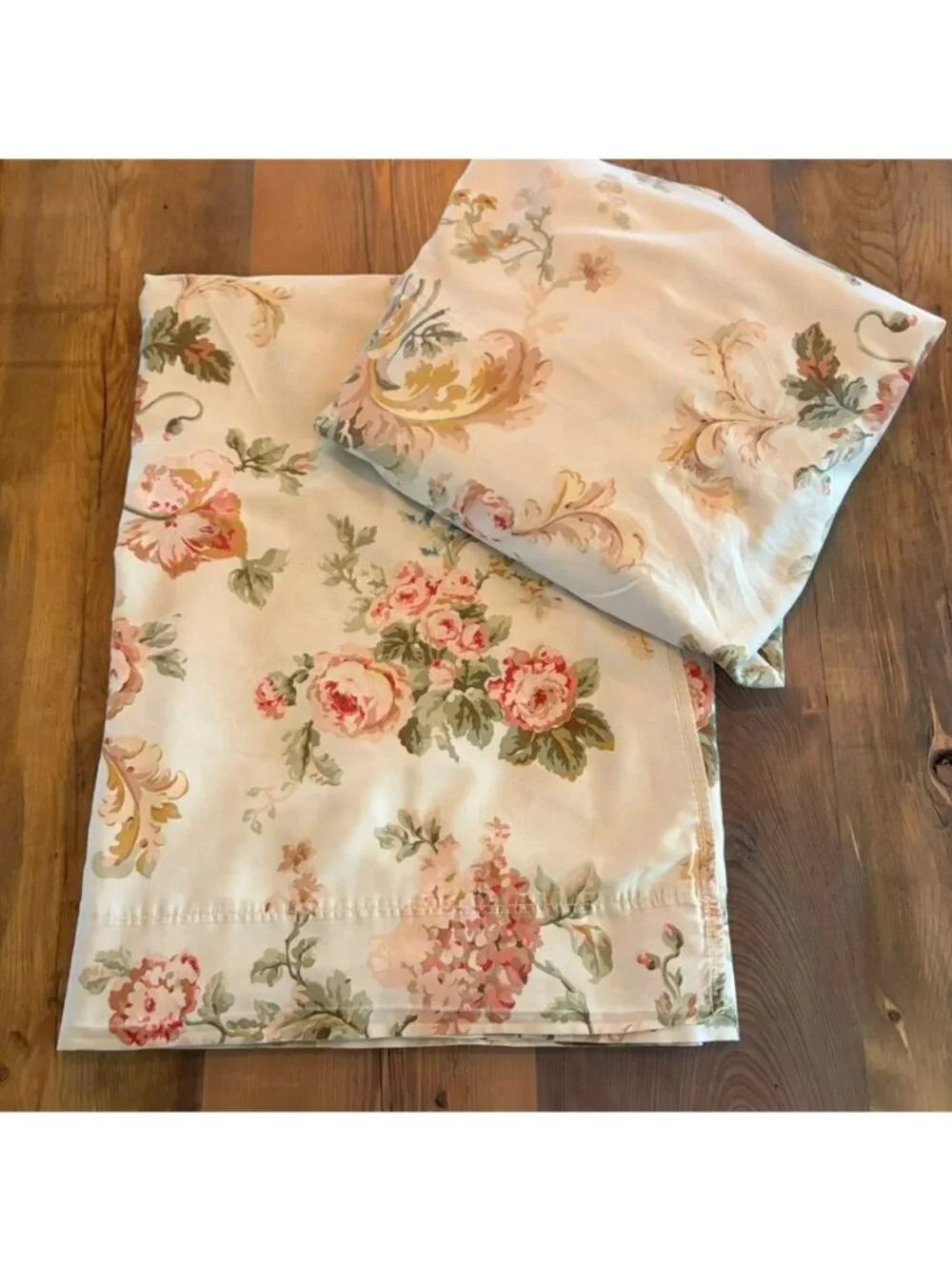Ralph Lauren Sussex Gardens Cotton Sateen King Flat and Fitted Sheet Set Cottage